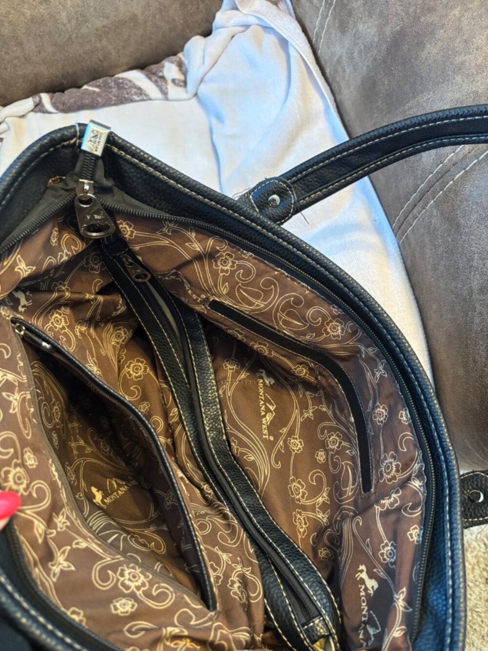 Montana West Distressed Look Flag Purse - Picture 8 of 13
